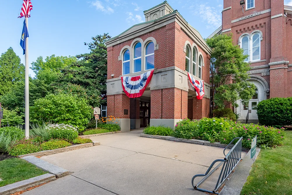 2024.06.27_McArthur_Library_Davenport-3 copy